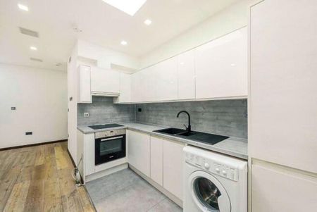 2 bedroom semi-detached house to rent - Photo 4