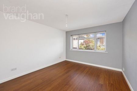 5 bedroom semi-detached house to rent - Photo 4