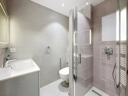 Superbe appartement de 3 pièces rénové avec vue mer - Photo 4