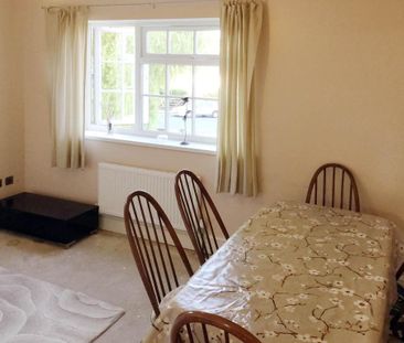 6 bedroom semi-detached house to rent - Photo 1