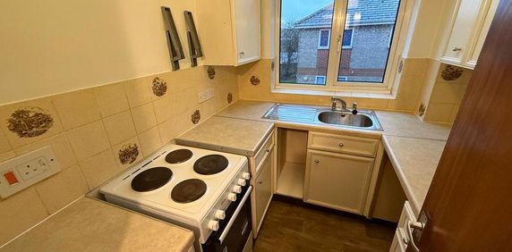 1 bedroom flat to rent - Photo 2