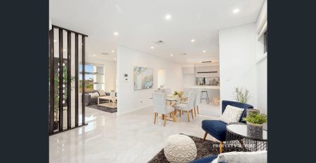 Luxury Designer Home – Built for Comfort, Style & Convenience - Photo 2