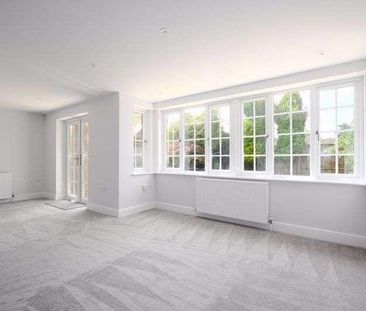 Burlea Close, Hersham, KT12 - Photo 6