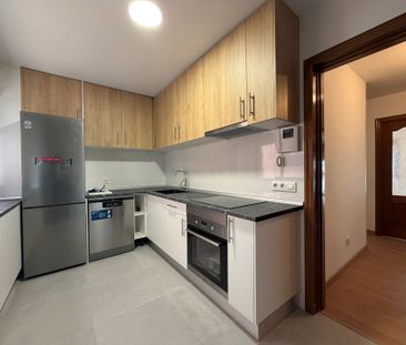 Piso de alquiler en Calle de Braulio Vivas, Pryconsa - Juan de Austria - Photo 2