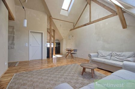 Wyjątkowe, klimatyczne mieszkanie na poddaszu - Zdjęcie 5