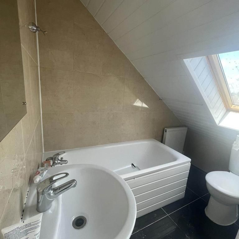 3 bedroom maisonette to rent - Photo 1