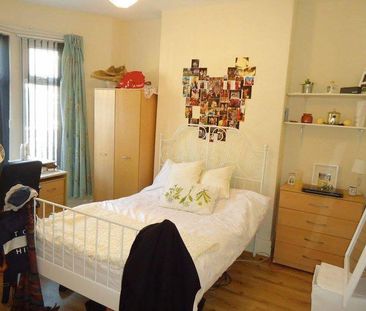 5 bedroom terraced house to rent - Photo 2