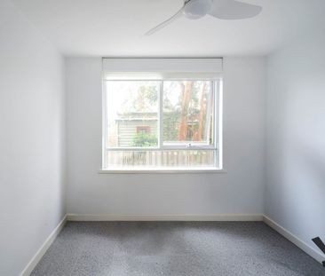 High Style, Big Personality, Inner-City Travancore - Photo 4