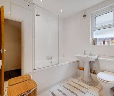 1 bedroom flat to rent - Photo 6