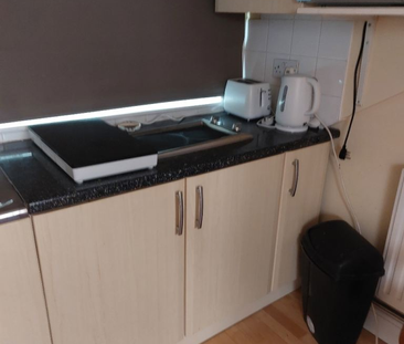 Studio to rent - Photo 4