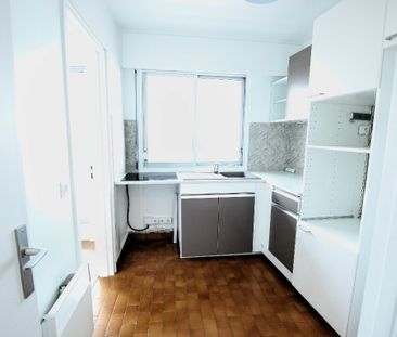 Appartement Courbevoie BECON 2 pièces 45 m² - Photo 2