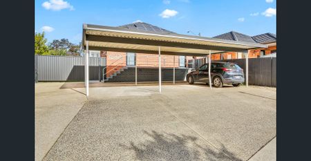 Brand New, Quiet, Private and Very Bright, Centrally Located Designer Studio. - Photo 3