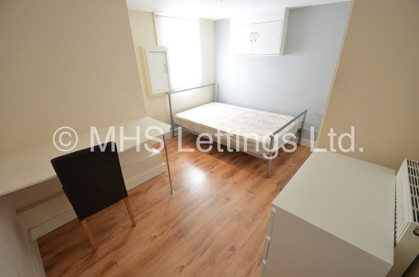 Room 1, 36 Hartley Grove, Leeds, LS6 2LD - Photo 1