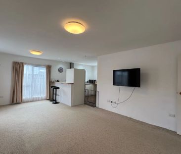 34b Richmond Street - Photo 2