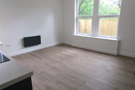 228 Halifax Road, Huddersfield - Photo 5