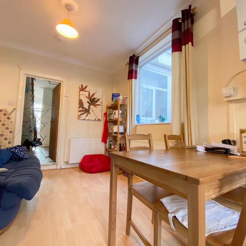 Gelligaer Street, Cathays - Photo 1