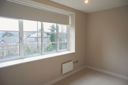 St.Winefride’s, Romilly Crescent, Cardiff - Photo 5