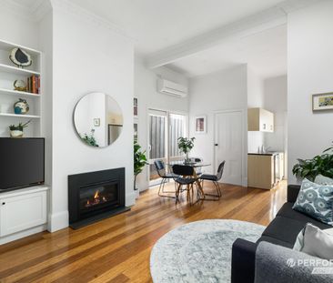 17 Moore Street, South Yarra VIC 3141 - House For Rent | Domain - Photo 6