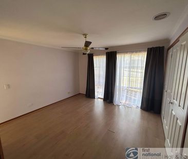 3 Addlington Court, Narre Warren South - Photo 4