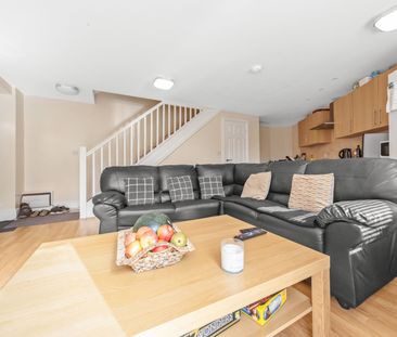 2 Bed Detached House, Monkbridge Street, LS6 - Photo 4