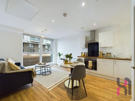 1 bedroom flat to rent - Photo 1