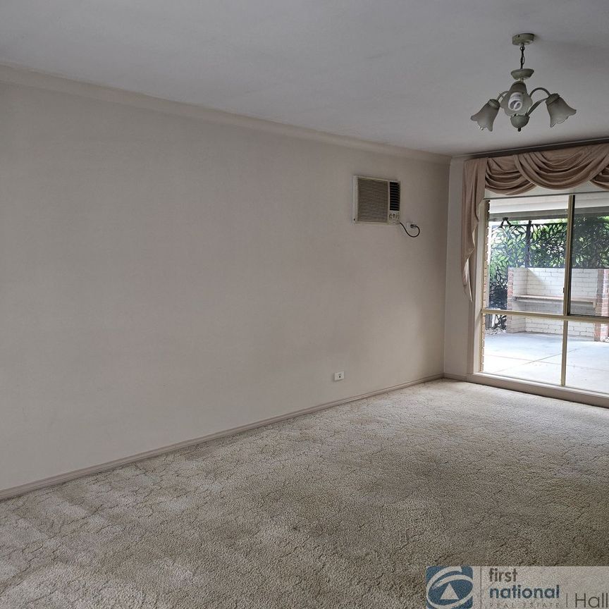 9 Pater Close, Narre Warren - Photo 1