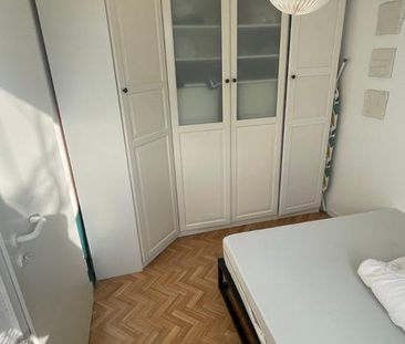 Charmante 1,5-Zimmer Wohnung im 1. OG mit Balkon in der Blumenau - Photo 1