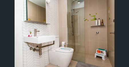 Fully furnished, Smart, Stylish and Serene 2 bedrooms apartment in Box Hill - Photo 2