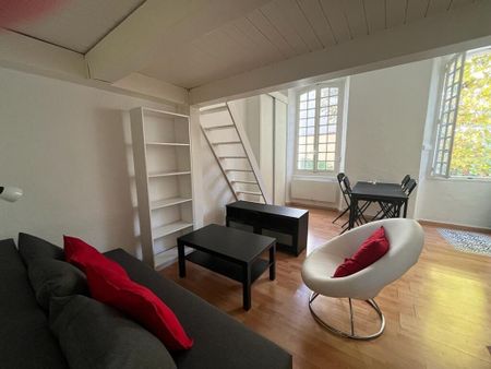 A louer appartement meublé de type studio 13008 Quartier PERIER - Photo 5