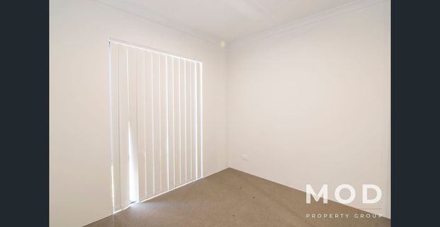 DUAL LIVING TOWNHOUSE - Photo 1