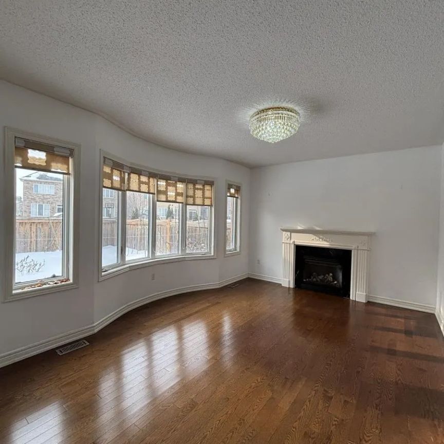 276 THE BRIDLE WALK - Photo 1