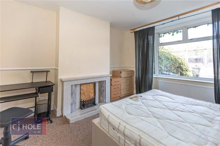 3 bedroom terraced house to rent - Photo 4