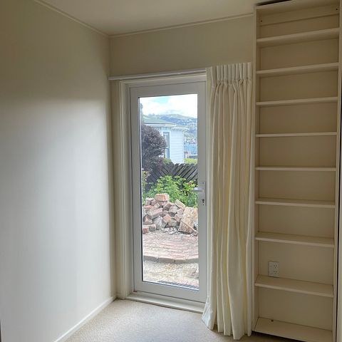 Sunny aspect with harbour view. - Photo 1