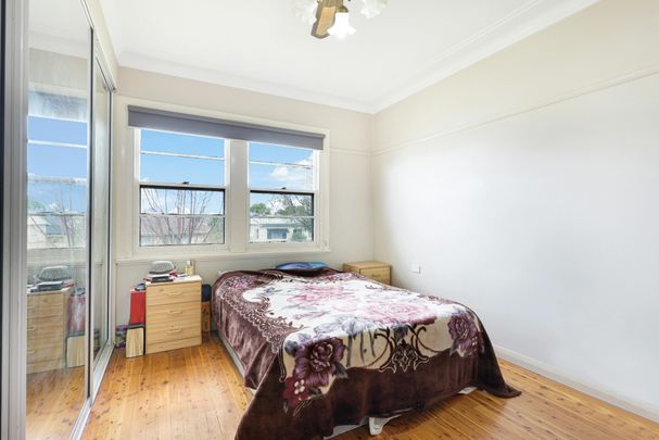 Family Home in North Tamworth - Photo 1