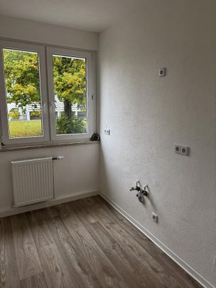 Moderne 3- Raumwohnung mit toller Aussicht und Balkon - Photo 1