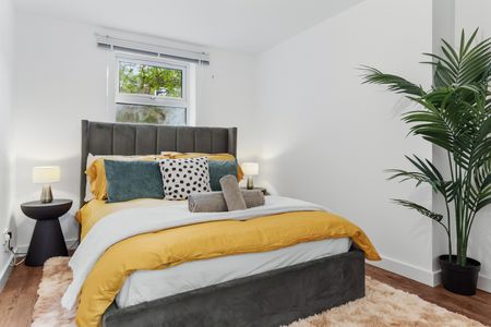 Room in a Shared Flat, Camilla Road, SE16 - Photo 3