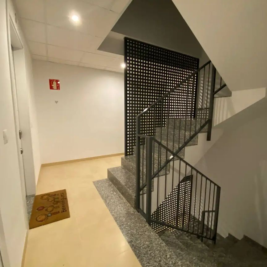 Apartamento de alquiler en Valencia, Sant Jaume d'Enveja - Photo 1