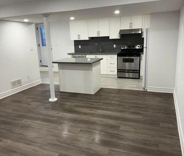 For Lease - 77 Foreht Crescent, Aurora, Ontario - Photo 3