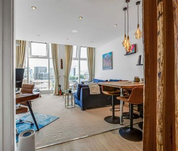 Plantation Wharf, SW11, London - Photo 2