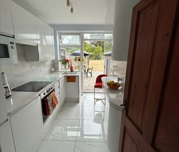 Room in a Shared House, King Alfred Avenue, SE6 - Photo 5