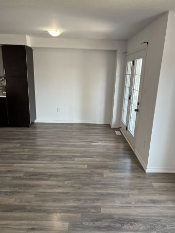 For Lease - 150 Golden Springs Drive, Brampton, Ontario - Photo 4