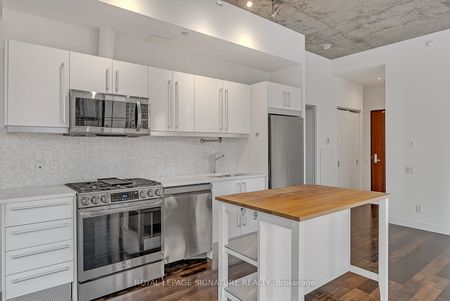 Glas Lofts , #1305 - Photo 4