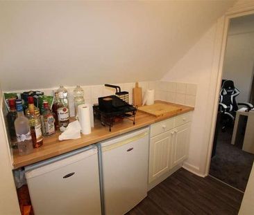 Arthur Road, Southampton, SO15 - Photo 4