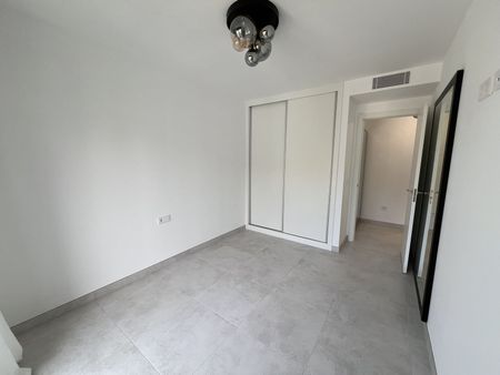 Middle Floor Apartment in Atalaya Isdabe - Photo 5