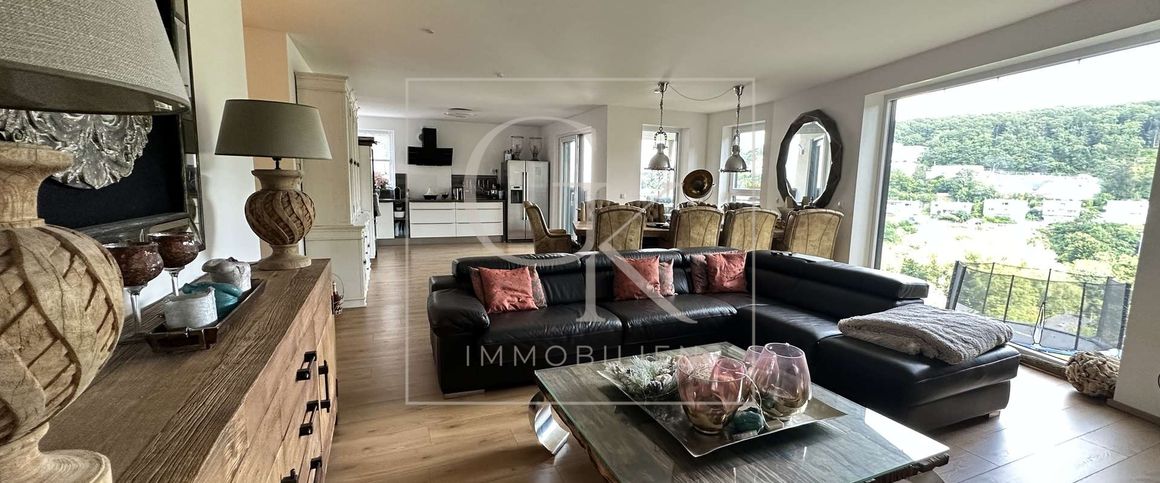 Panoramablick ins Grüne! 3-Zimmer Traumwohnung zur Miete - Photo 1