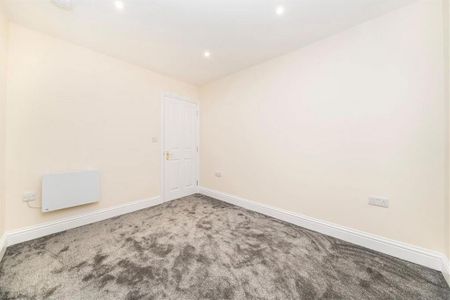 5 bedroom terraced house to rent - Photo 5
