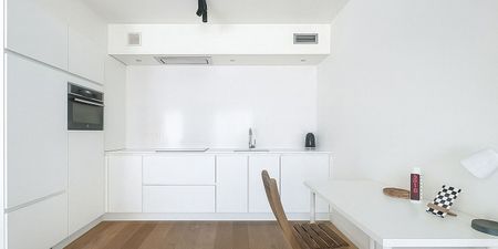 Studio met slaaphoek te huur in Antwerpen voor € 900 met 1 slaapkamer - Photo 2