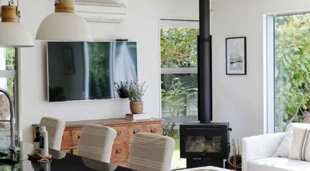 Spacious Leafy Lakeside Location - Photo 5