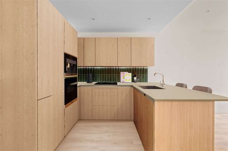 Discover a beautifully designed one bedroom apartment at Pearl Yard. - Photo 4