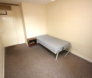 Avenham Lane, Preston - Photo 4
